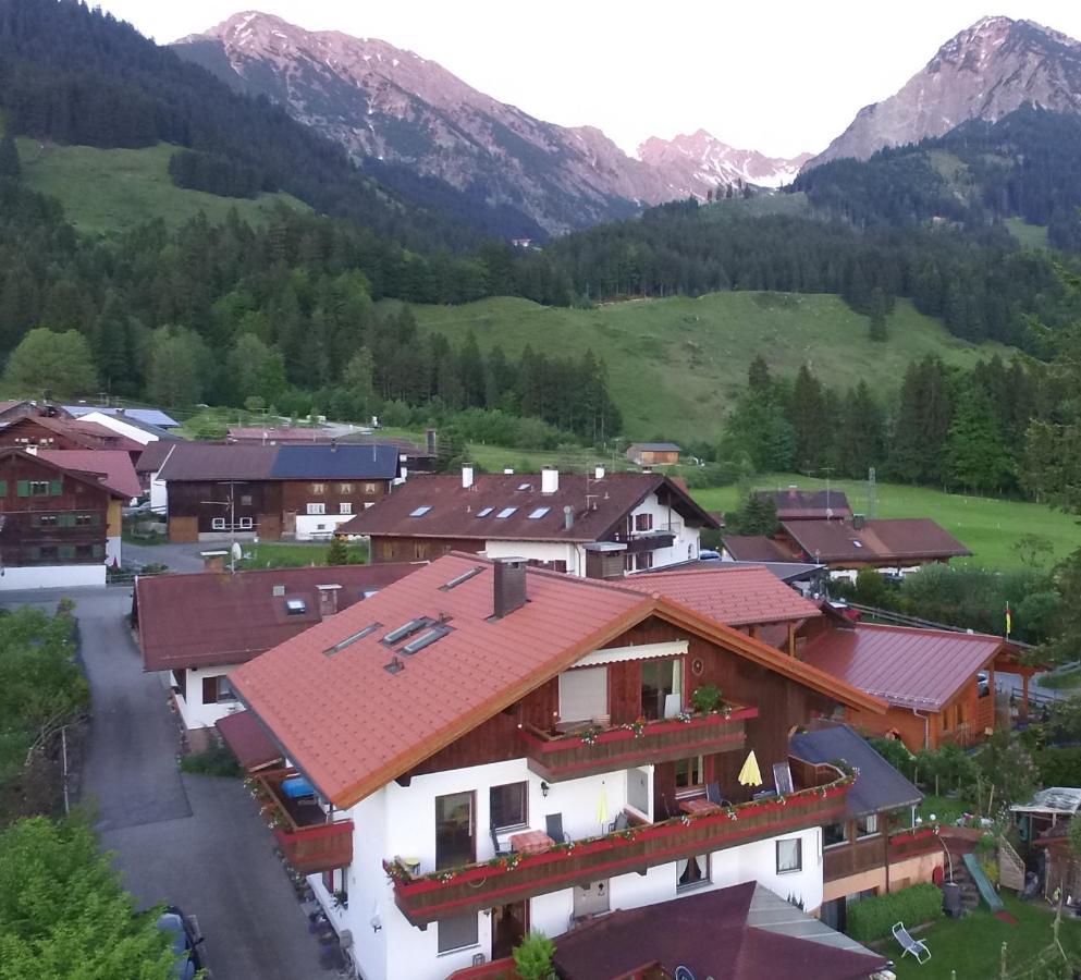 Gastehaus Luise Apartment Oberstdorf Exterior photo
